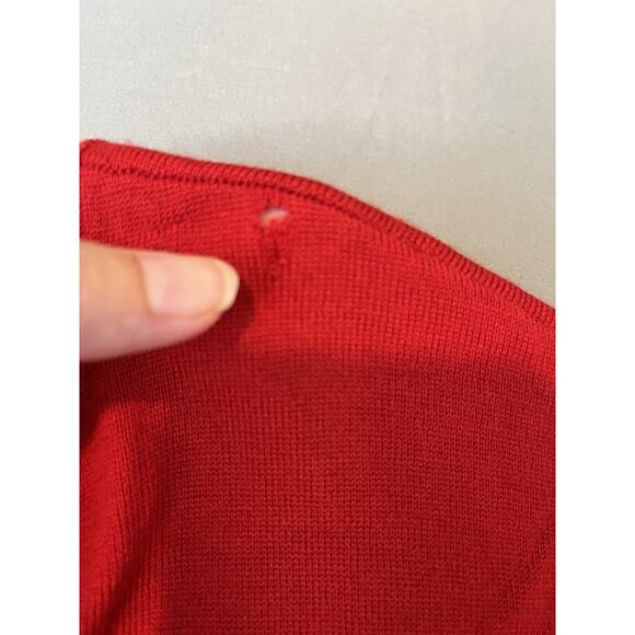 UNIQLO Crewneck Pullover Long Sleeve Sweater Red XS 100% Wool - Picture 10 of 10